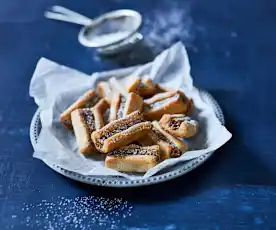 Dattel-Marzipan-Röllchen