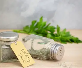 Celery salt