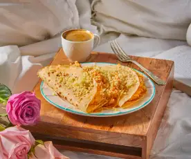 Desayuno en cama: Crepas de rosas 