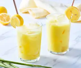 Creamy Turmeric Ginger Lemonade