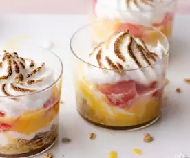 Postre de cítricos y merengue