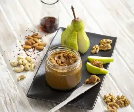 Sweet and spicy nut butter