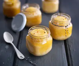 Bolo de ananás em frasco
