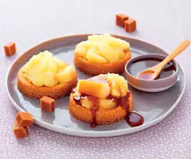Tartelettes aux sablés bretons, pommes et caramel beurre salé