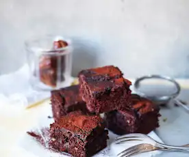 Dattel-Bohnen-Brownies