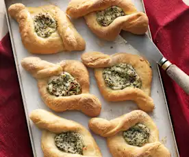 Fatayer mit Käse und Minze
