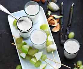 Soupe glacée aux amandes