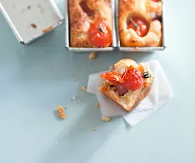 Cake au chèvre, parmesan et tomates