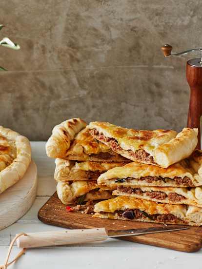 Grilled stuffed flatbread