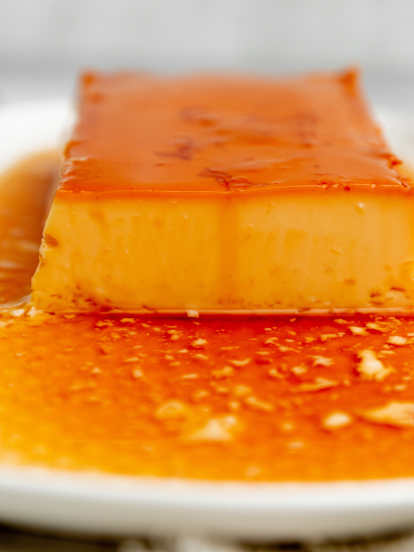 Flan de leche condensada y huevo