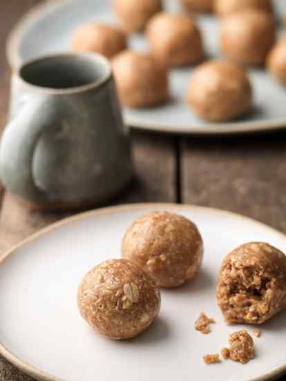 Μπάλες ενέργειας με φιστικοβούτυρο