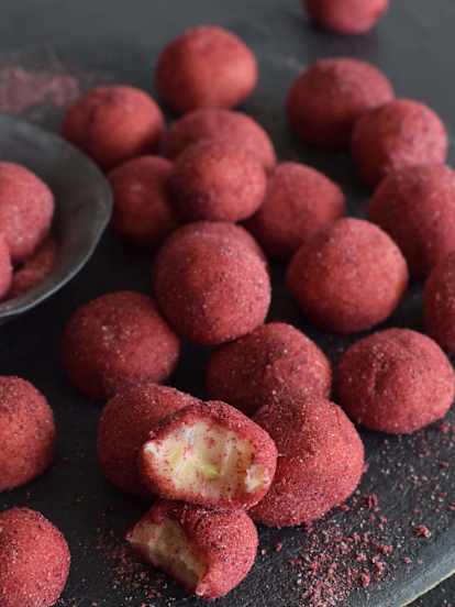 Trufas de chocolate blanco y berries