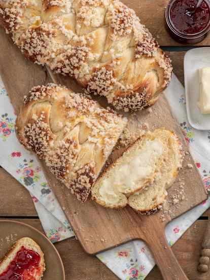 Pão doce de pequeno-almoço