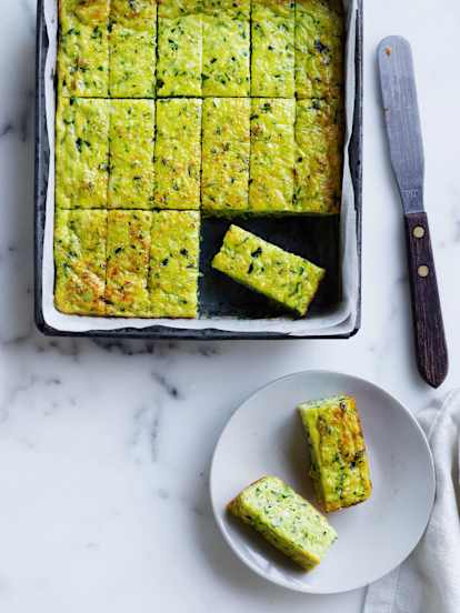 Bâtonnets de frittata aux courgettes, panais et comté (de 6 à 9 mois)