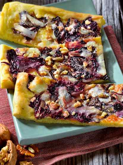 Spelt Flour Pizza with Chicory and Taleggio