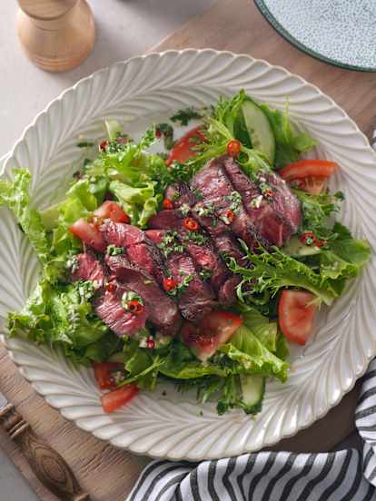 泰式舒肥牛排沙拉