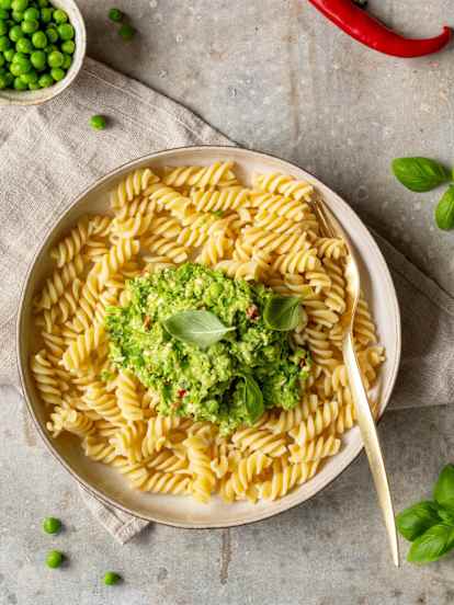 Makaron z pesto z groszku