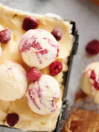 Helado de queso y frambuesas bajo en calorías