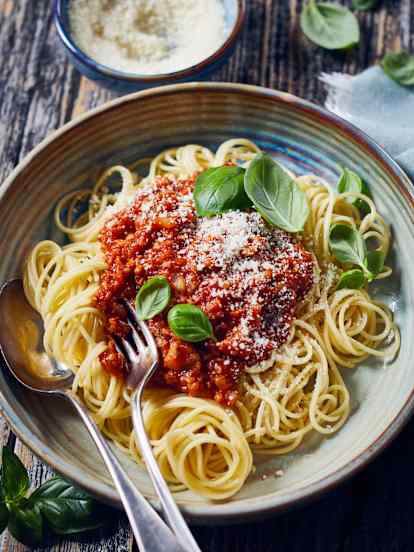 Low Meat Spaghetti Dinkel-Bolognese