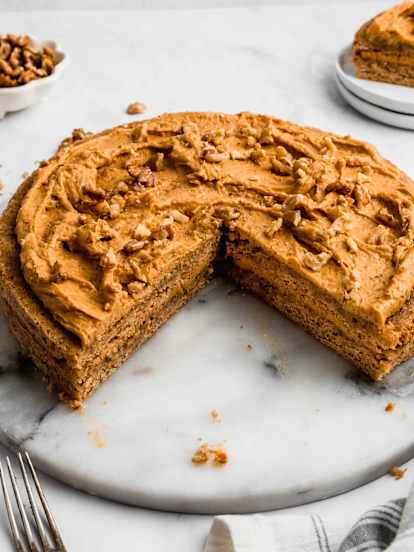 Torta de nueces con manjar