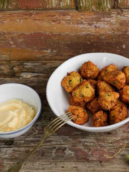Buñuelos de bacalao especiados