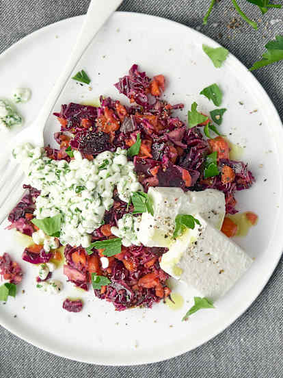 Kabis-Rüebli-Salat mit Feta