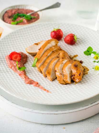 Hühnerfilets mit Erdbeersalsa