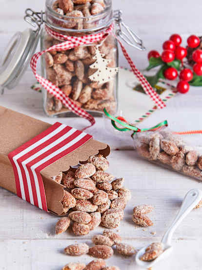 Sugar and Spice Nuts