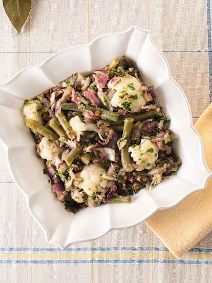 Ensalada templada de lentejas, coliflor y judías