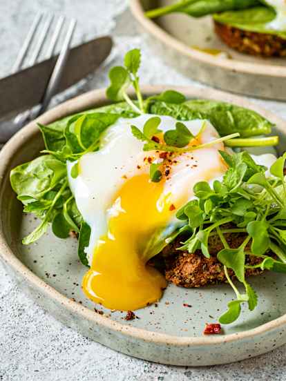 Pochierte Eier aus dem Eier-Pochierer