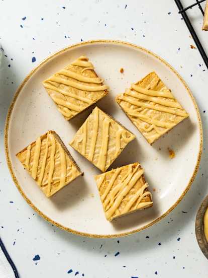 Maple Blondies with Maple Brown Butter Icing