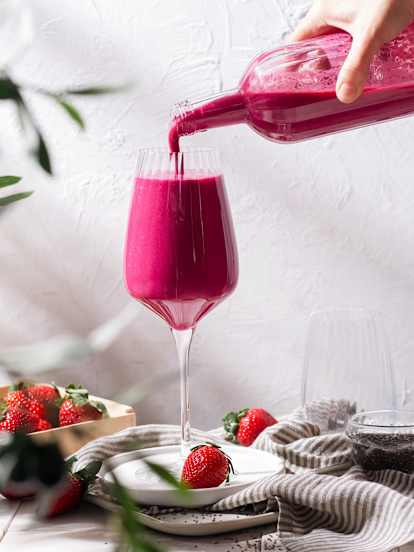 Smoothie de fresa, remolacha y chía