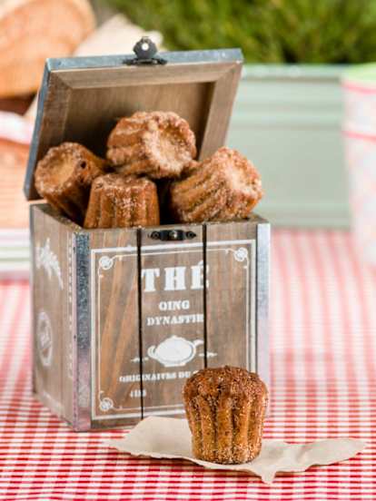 Mini Apple and Cinnamon Muffins