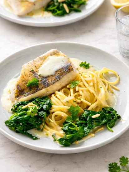Filet de sandre aux épinards, linguine à la sauce beurre blanc