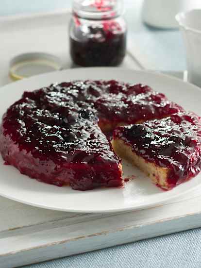 Bizcocho con mermelada de cerezas (sin huevo)