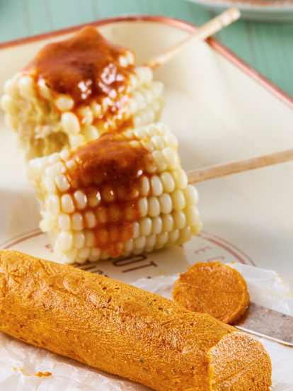 Elotes con mantequilla picante