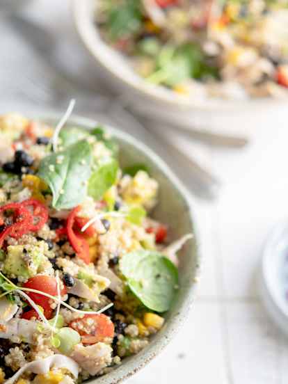 Tex-Mex kuřecí quinoa salát