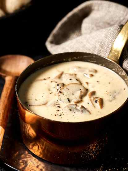 Sauce à la crème aux champignons