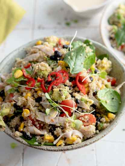 Ensalada tex-mex de quinoa y pollo