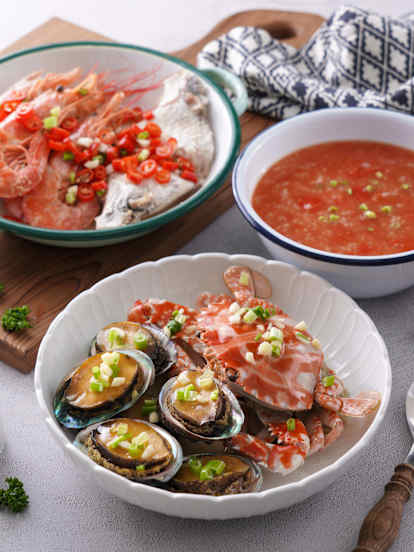 天使紅鍋-天使蝦剁椒魚下巴+花蟹鮑魚+番茄芹菜粥