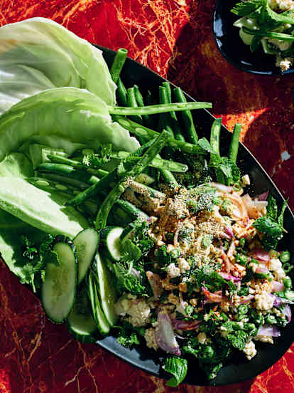 Tofu larb