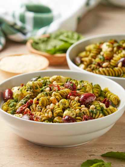 Salade de pâtes au pesto