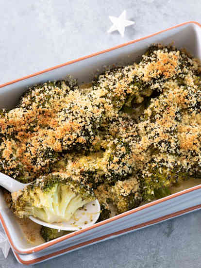 Brócoli al limón con costra de tomillo