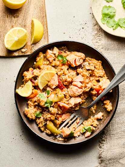 Arroz de salmão e cogumelos