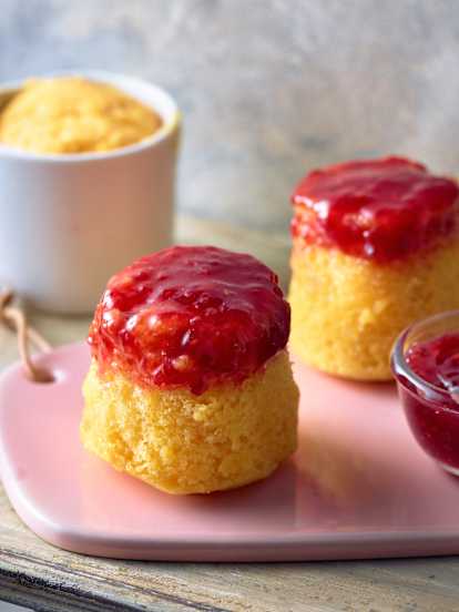 Individual Vanilla Cakes with Raspberry Jam Topping