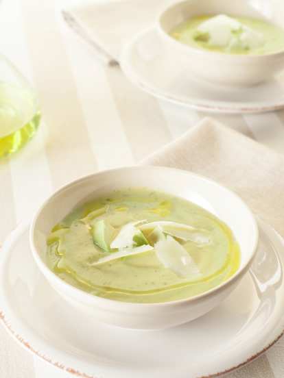 Crema de calabacín y aguacate