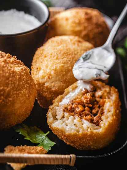 Siciliaanse Rijstballetjes (Arancini)