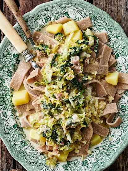 Puschlaver Pizzoccheri mit Gemüse