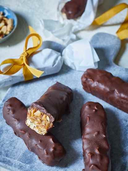 Βίγκαν μπάρες με σοκολάτα και φιστίκια