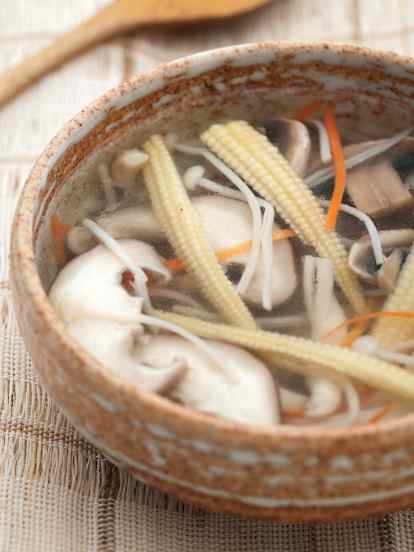 玉米筍酸菜湯